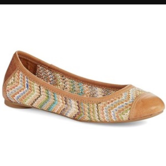 Lucky Brand Flats - Picture 1 of 6